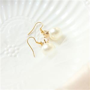 Simple Elegant White Venetian Pearl with Golden Crown Earrings J18436