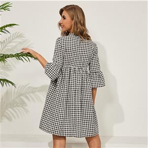 Retro Black and White Check Pattern V Neck Flared Sleeves Loose Mini Dress N20923