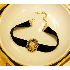 Retro Christmas Wreath Badge Black Choker Necklace J18623