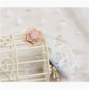 Vintage Gothic White Lace Wristband Floral Embellishment Bracelet J17852