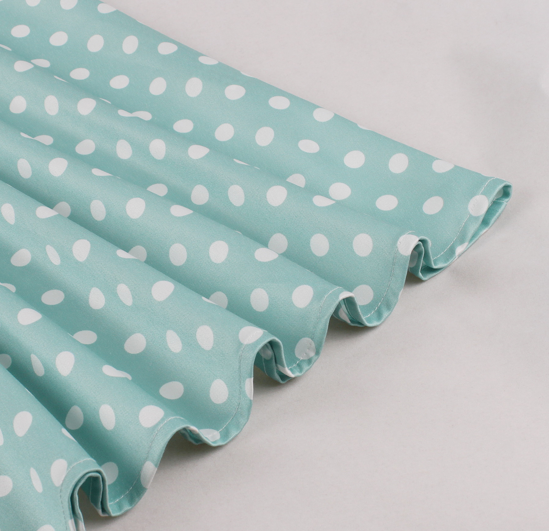 Vintage Green Polka Dot A-Line Dress with White Lace Collar and Bow Accent N23827