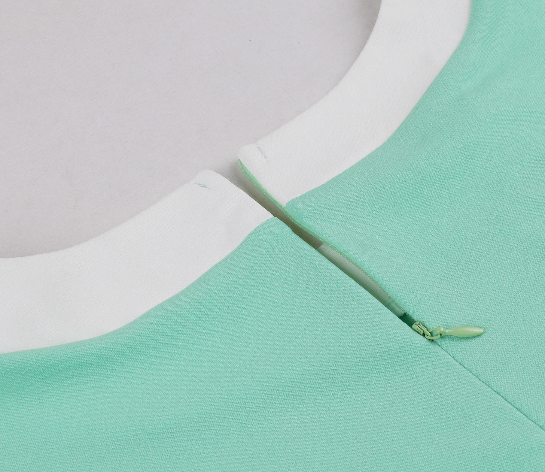 Vintage Mint Green Short Sleeve Dress with White Bow and Matching Headband, A-Line Retro Flared SkirtN23819