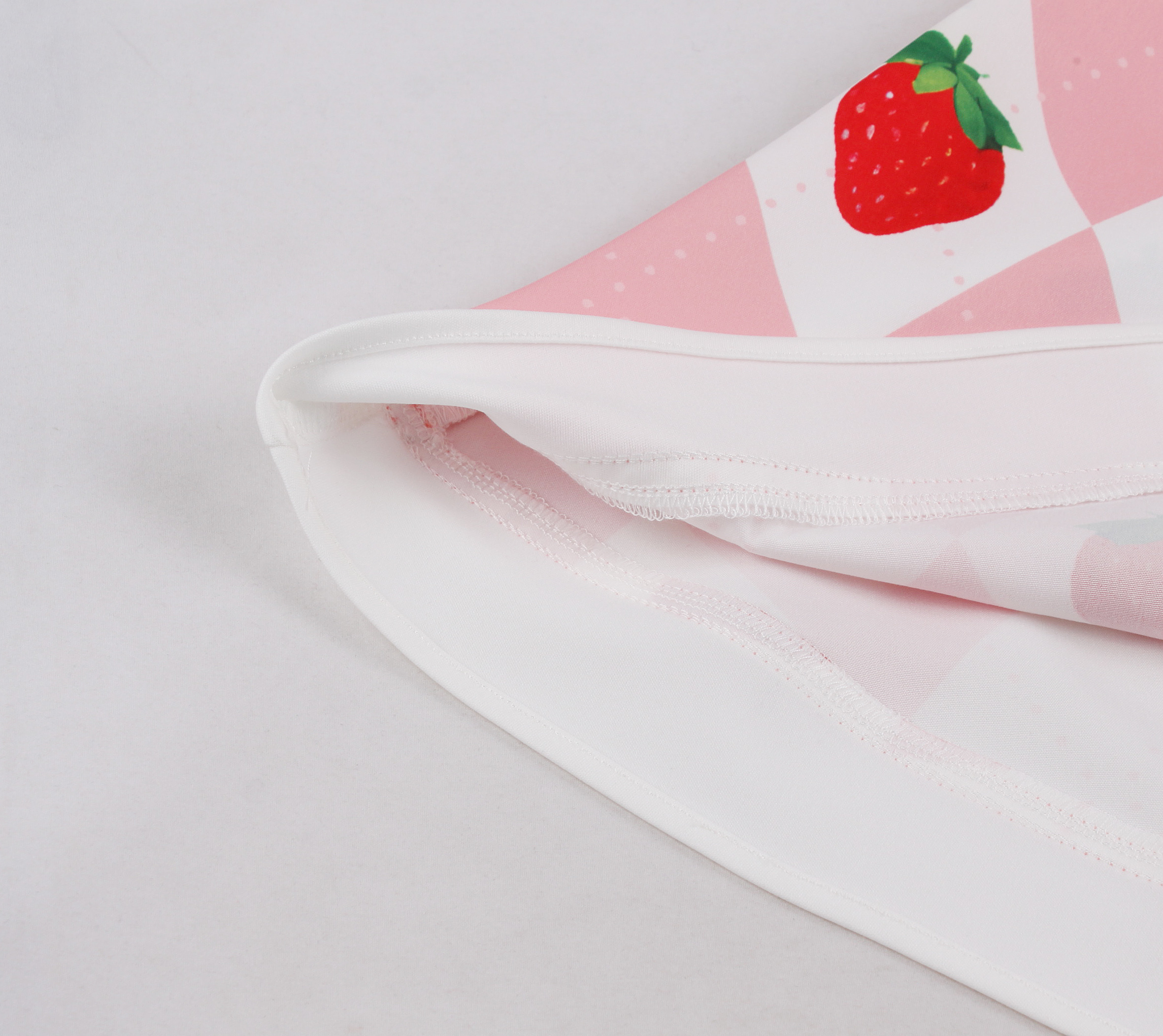 Vintage Pink Dress with Strawberry Print and White Waist Belt - Sweetheart Neckline Party Dress for Women N23824