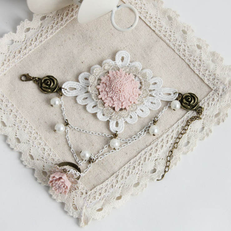 Vintage Style Metal Flower Embroidery Bracelet with Ring J17917