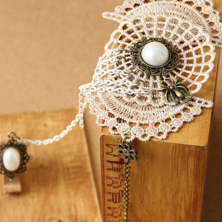 Vintage Style Floral Embroidery Pearl Metal Bracelet with Ring J18005