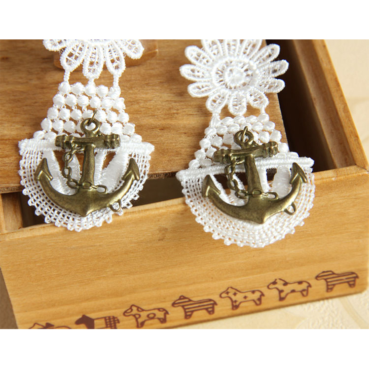 Vintage Exaggerated White Floral Lace Bronze Anchor Earrings J18425