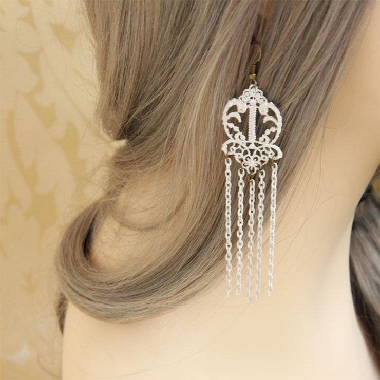 Vintage Elegant White Lace and Alloy Chains Charm Earrings J18402