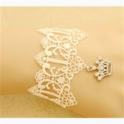 Gothic Style White Lace Wristband Imperial Crown Embellishment Bracelet J17777