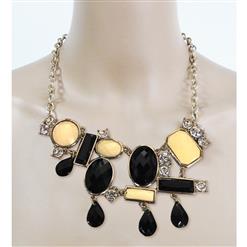 Women's Fashion Party Accessory Rhinestone and Gem Pendant Necklace J7433
